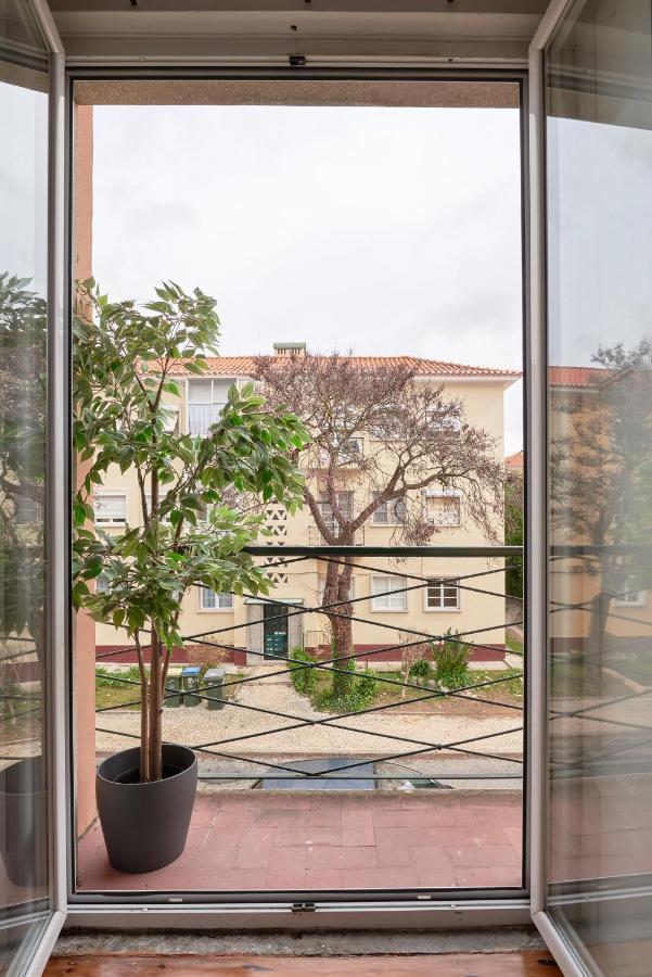 Sunny Renovated Apt With Ac, By Timecooler Lisbon Exterior photo